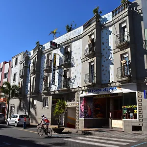 https://apartamentos-la-fonda.maspalomashotels.com